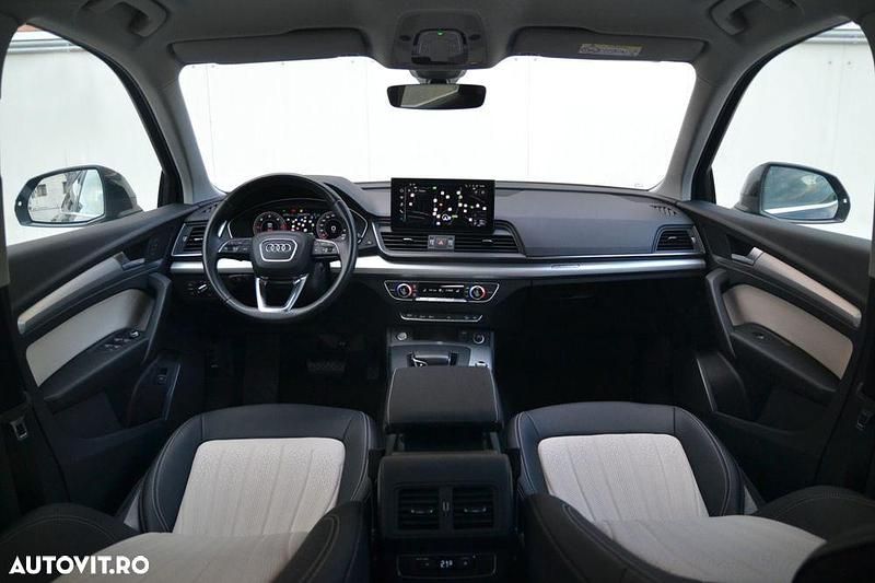 Second-hand Audi Q5 Sportback Advanced 204 CP (150 kW) 2022 Culoarenegru SUV