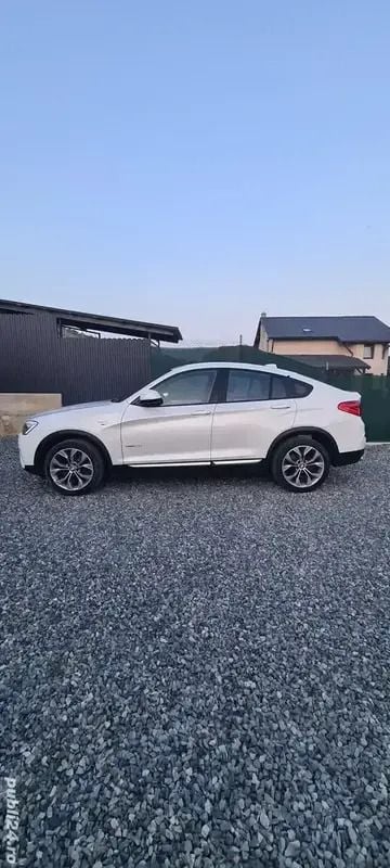 Alb Utilizat 2016 BMW X4 SUV | 16.990 EUR (Super Preț) - Imagine 1/4