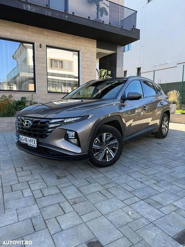 Culoaremaro Utilizat 2021 Hyundai Tucson Style SUV | 22.100 EUR (Preț bun) - Imagine 1/4