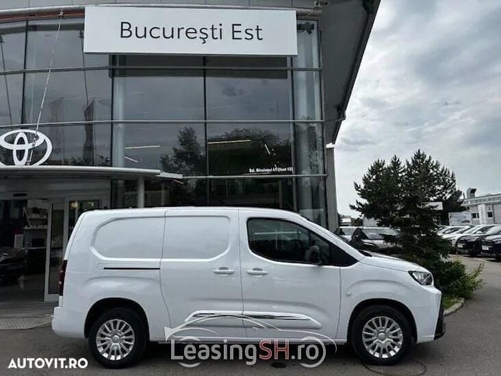 Alb Nouă 2024 Toyota Proace City Van | 28.949 EUR - Imagine 1/4