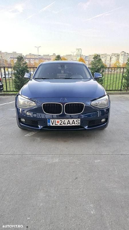 Culoarealbastru Utilizat 2011 BMW 116 Hatchback | 6.250 EUR (Preț OK) - Imagine 1/4