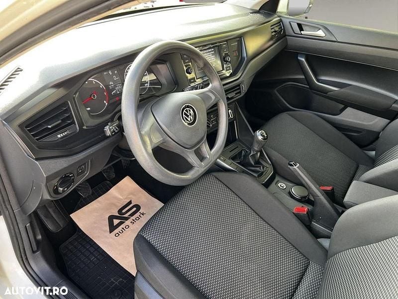 Second-hand VW Polo Trendline 80 CP (58 kW) 2021 Culoarealb Hatchback