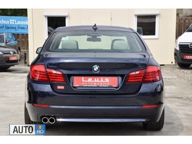 Second-hand BMW 525 Sport Line 218 CP (160 kW) 2012 Albastru Berlinǎ