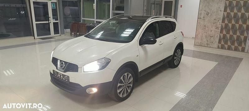 Culoarealb Utilizat 2010 Nissan Qashqai Tekna SUV | 5.990 EUR (Preț OK) - Imagine 1/4