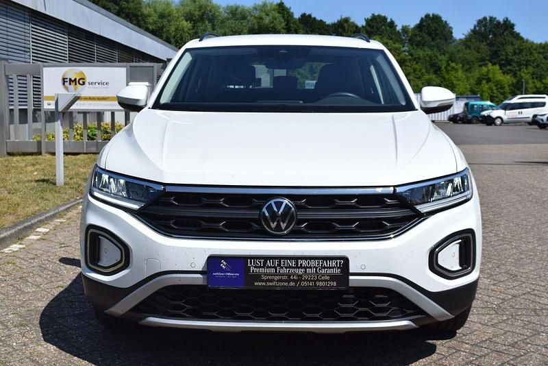 Utilizat 2022 VW T-Roc Life SUV | 21.920 EUR (Scump) - Imagine 1/1