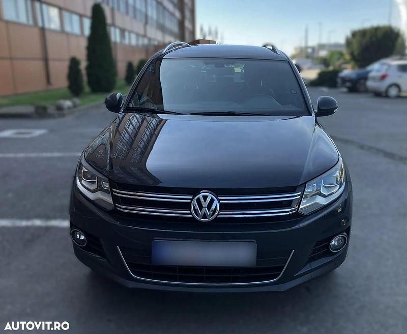 Culoaregri Utilizat 2015 VW Tiguan Sportline SUV | 13.500 EUR (Super Preț) - Imagine 1/4