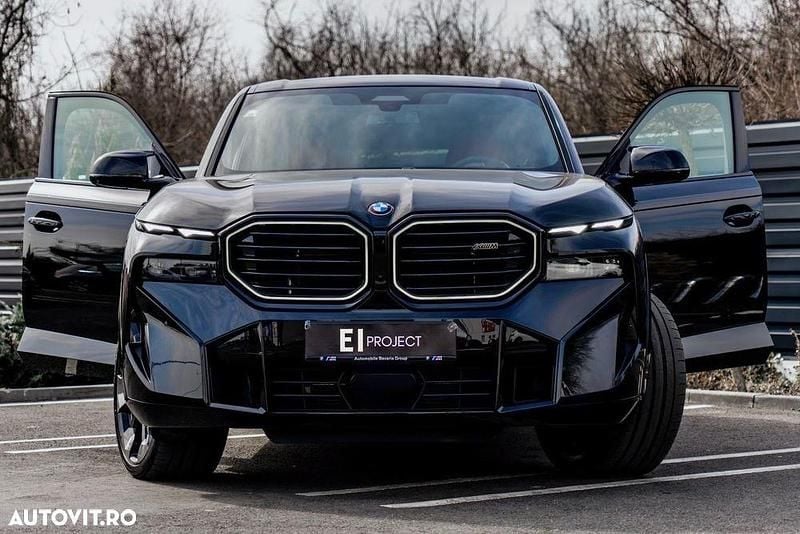 Culoarenegru Utilizat 2024 BMW XM M Sport SUV | 126.000 EUR (Super Preț) - Imagine 1/4