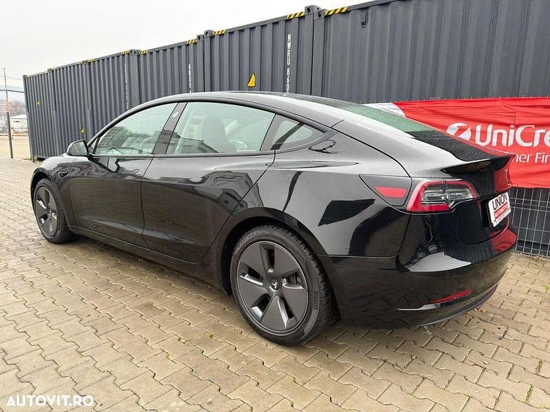 Second-hand Tesla Model 3 365 kW (497 CP) 2021 Culoarenegru Berlinǎ