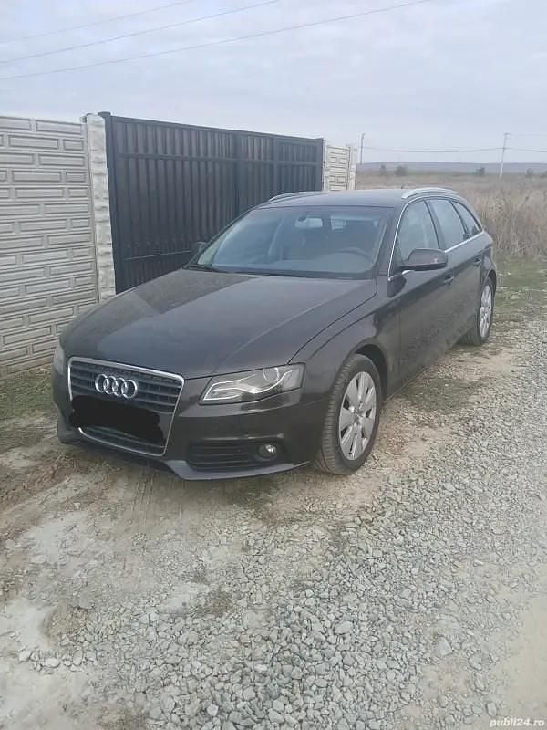 Negru Utilizat 2011 Audi A4 Break | 5.500 EUR (Preț bun) - Imagine 1/4