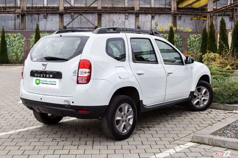 Văndută Dacia Duster 4x4 Laureate mașini secondhand de vânzare
