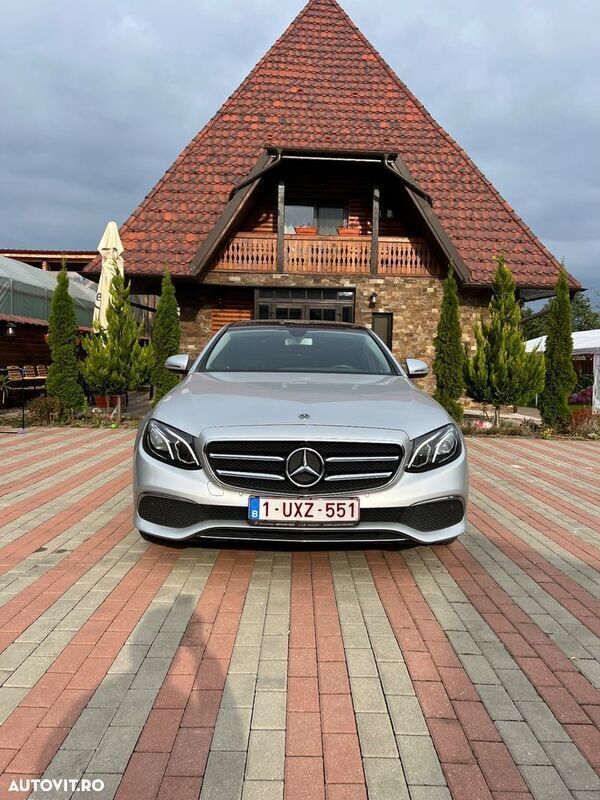 Argint Utilizat 2018 Mercedes E200 Berlinǎ | 24.990 EUR (Preț OK) - Imagine 1/4