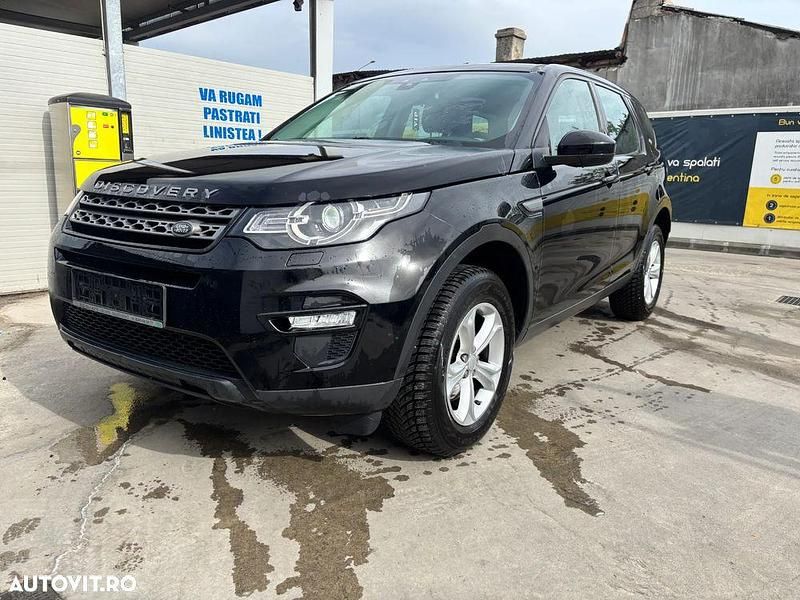 Second-hand Land Rover Discovery Sport HSE 150 CP (110 kW) 2017 Culoarenegru SUV