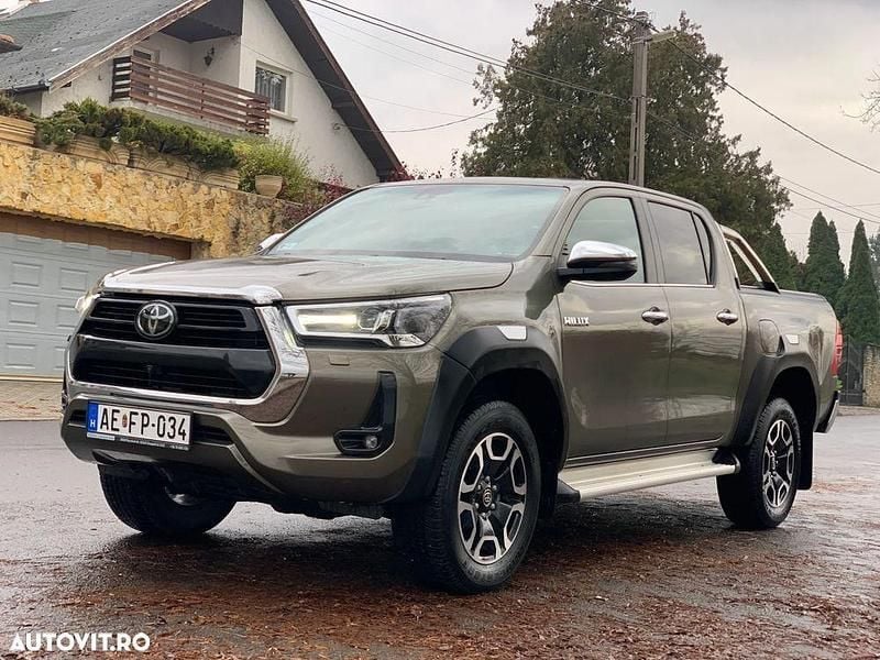 Second-hand Toyota HiLux Edition 204 CP (150 kW) 2023 Culoareverde Pickup