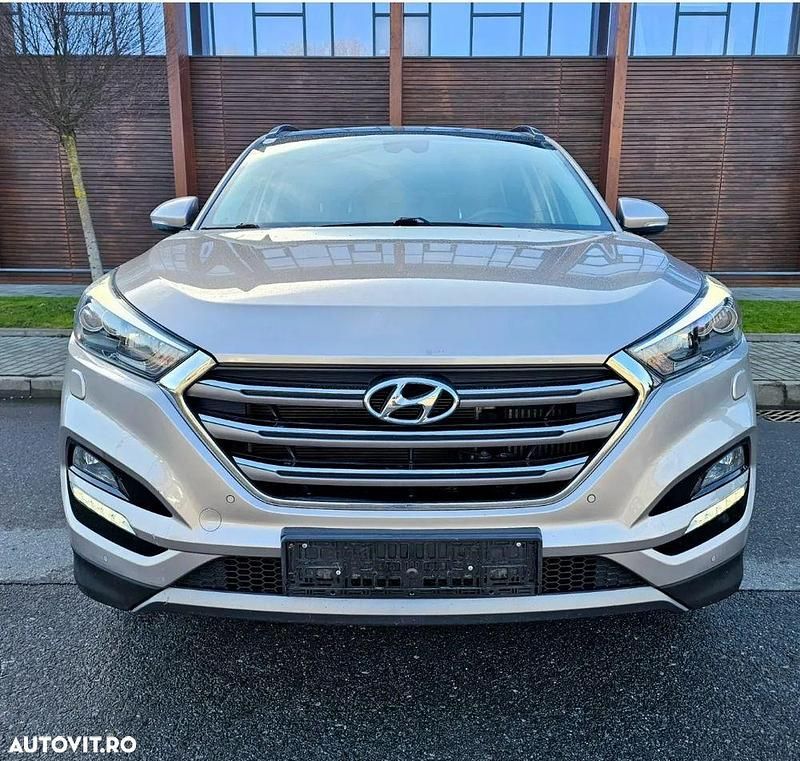 Second-hand Hyundai Tucson Premium 185 CP (136 kW) 2016 Culoareargint SUV