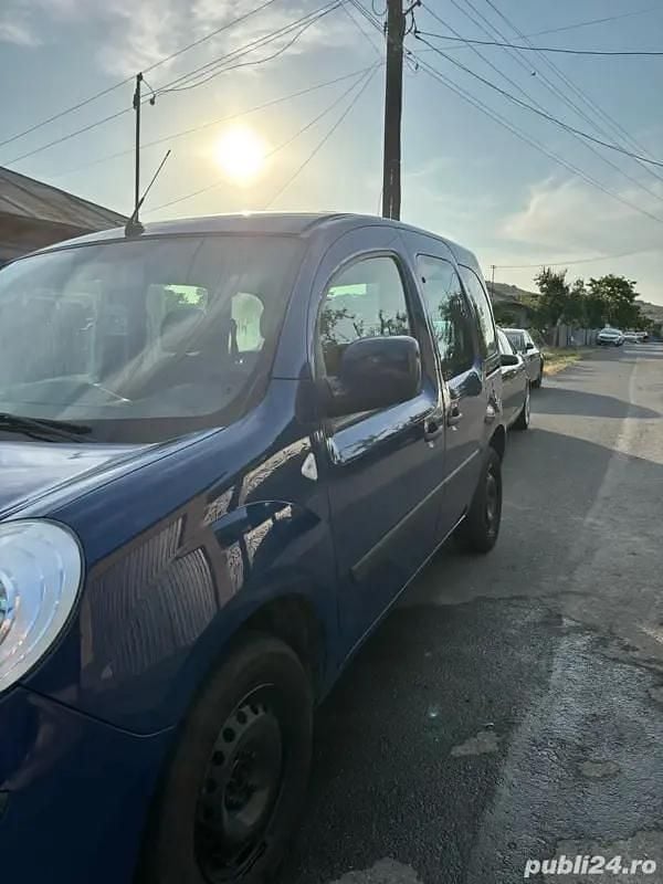 Second-hand Renault Kangoo 73 CP (53 kW) 2011 Albastru Monovolum
