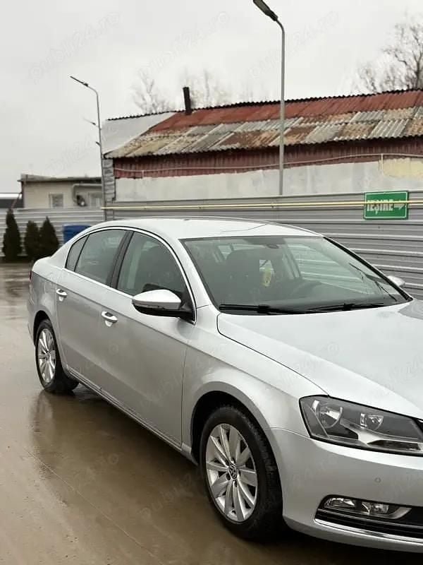 Second-hand VW Passat 105 CP (77 kW) 2014 Berlinǎ