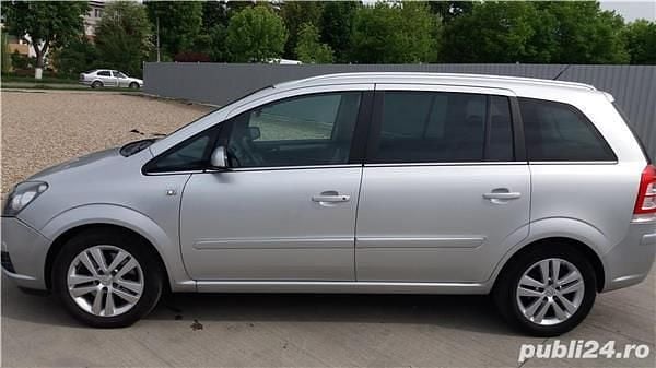 Argintiu Second-hand 2008 Opel Zafira Monovolum | 2.500 EUR (Preț OK) - Imagine 1/4