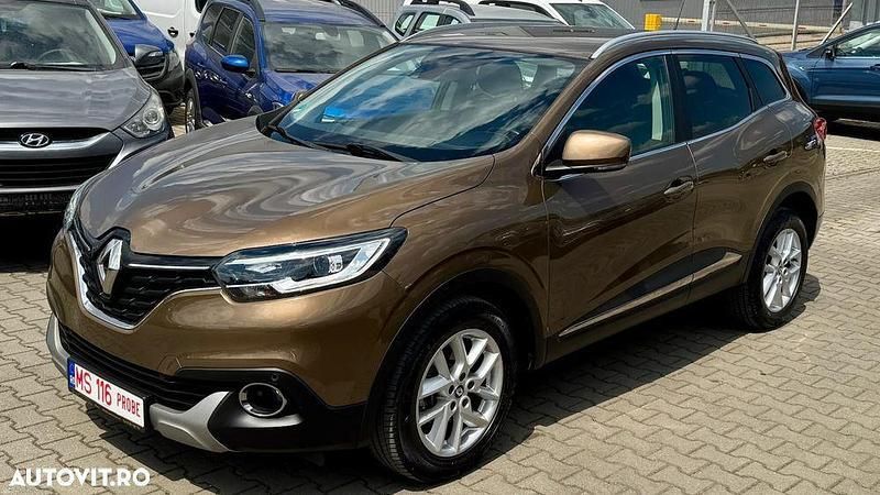 Maro Utilizat 2015 Renault Kadjar XMOD SUV | 12.999 EUR (Preț OK) - Imagine 1/4