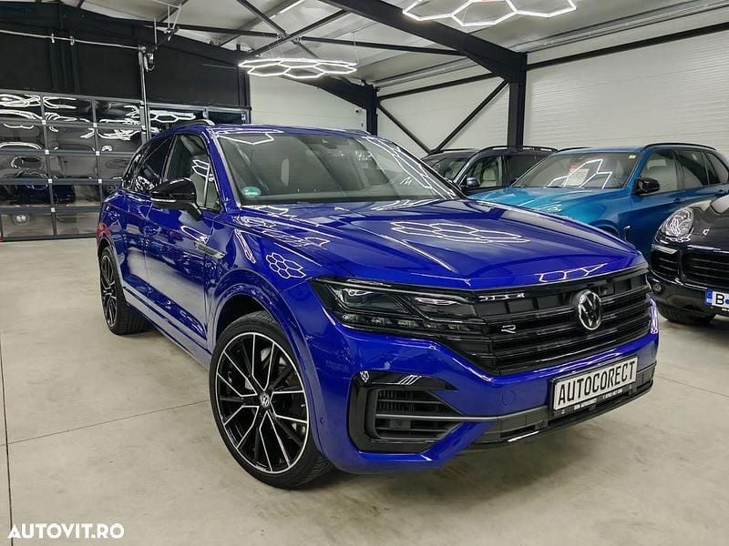 Second-hand VW Touareg 462 CP (339 kW) 2021 Culoarealbastru SUV