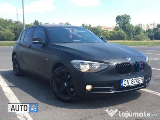 Negru metalizat Utilizat 2012 BMW 118 Sport Line Hatchback | 9.700 EUR - Imagine 1/3