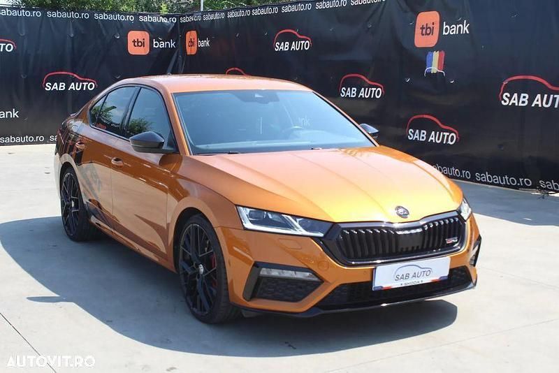 Portocaliu Utilizat 2023 Skoda Octavia RS Berlinǎ | 32.537 EUR - Imagine 1/4