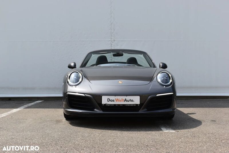 Gri Utilizat 2017 Porsche 911 Coupe | 117.810 EUR - Imagine 1/4