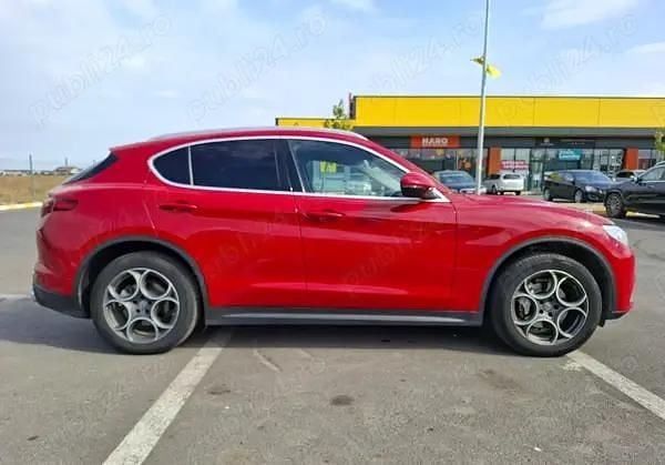 Second-hand Alfa Romeo Stelvio 280 CP (205 kW) 2018 Culoarerosu SUV