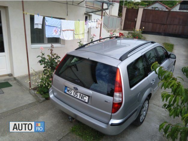 Second-hand Ford Mondeo 110 CP (80 kW) 2004 Gri Break