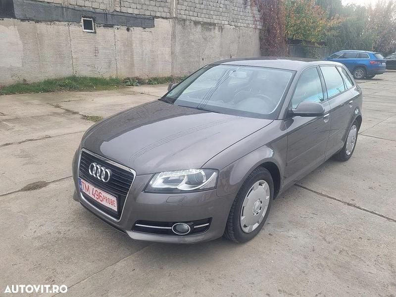 Culoaregri Utilizat 2012 Audi A3 Attraction | 6.950 EUR (Preț bun) - Imagine 1/4