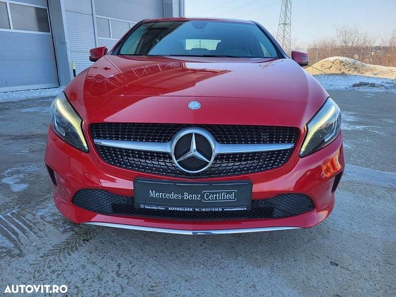 Culoarerosu Utilizat 2016 Mercedes 200 Coupe | 18.000 EUR (Super Preț) - Imagine 1/4