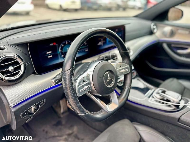 Culoaregri Second-hand 2018 Mercedes E220 Avantgarde Berlinǎ | 37.990 EUR - Imagine 1/4