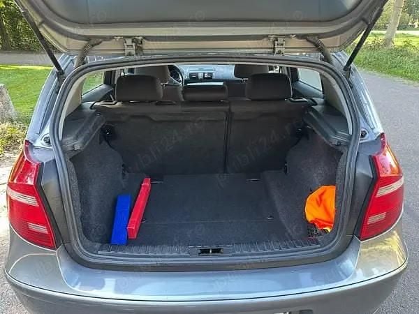 Utilizat 2009 BMW 116 Hatchback | 4.300 EUR - Imagine 1/4