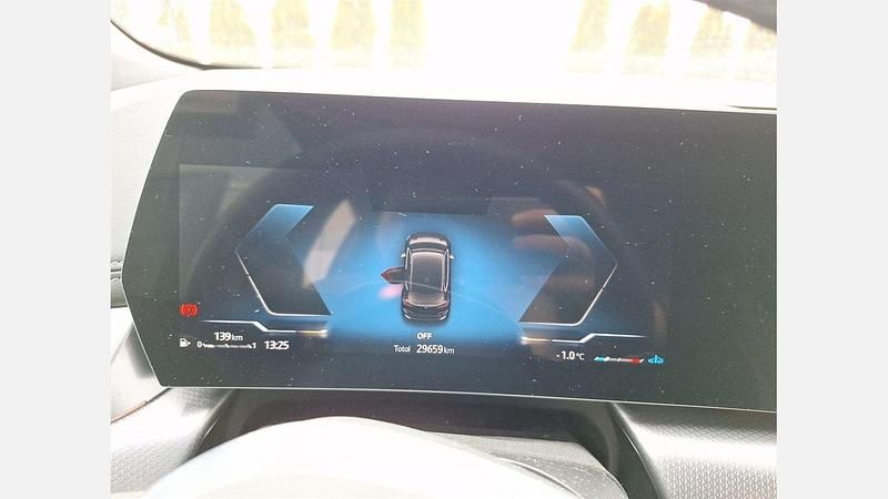 Second-hand BMW 223 Active Tourer Comfort Edition 204 CP (150 kW) 2025 Negru sapphire metalizat Monovolum