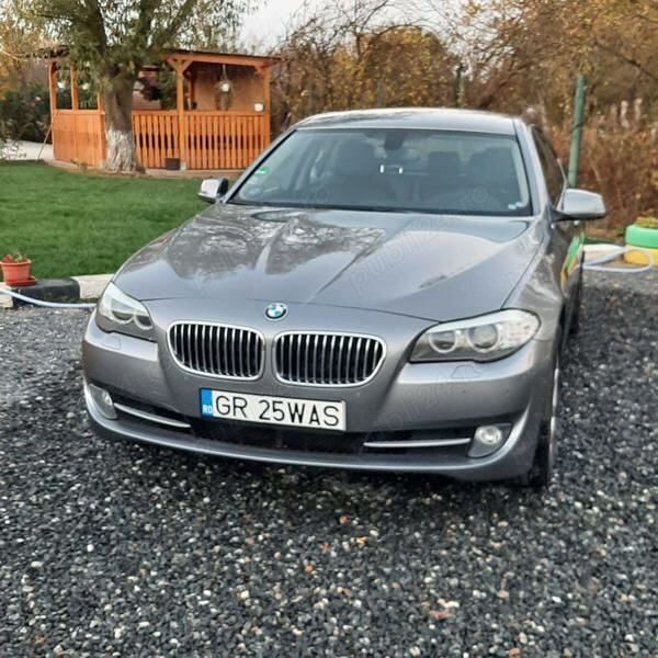 Second-hand BMW 520 184 CP (135 kW) 2012 Berlinǎ