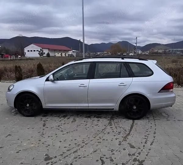 Second-hand VW Golf VI 105 CP (77 kW) 2010 Hatchback