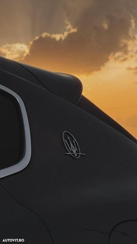 Culoaremaro Utilizat 2017 Maserati Levante GranLusso SUV | 32.000 EUR (Scump) - Imagine 1/4