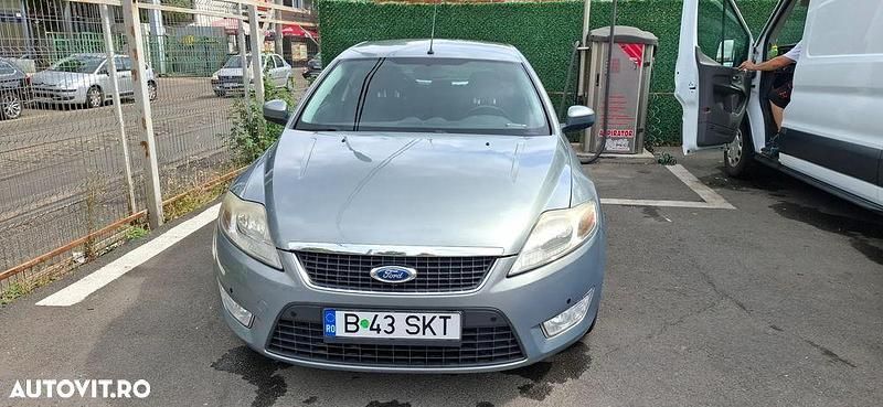 Culoareverde Utilizat 2008 Ford Mondeo Ambiente Monovolum | 4.900 EUR (Preț OK) - Imagine 1/4