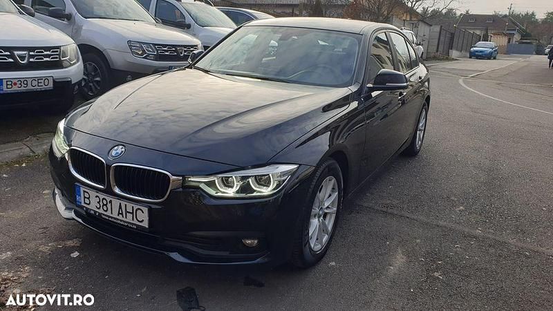 Negru Utilizat 2018 BMW 318 Advantage Berlinǎ | 16.777 EUR (Preț bun) - Imagine 1/4