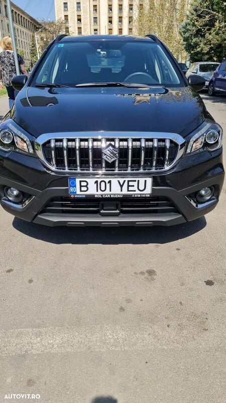 Negru Utilizat 2020 Suzuki SX4 S-Cross Cool SUV | 13.900 EUR (Super Preț) - Imagine 1/4