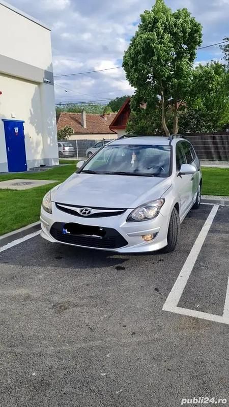 Utilizat 2011 Hyundai i30 Hatchback | 3.100 EUR (Preț OK) - Imagine 1/4