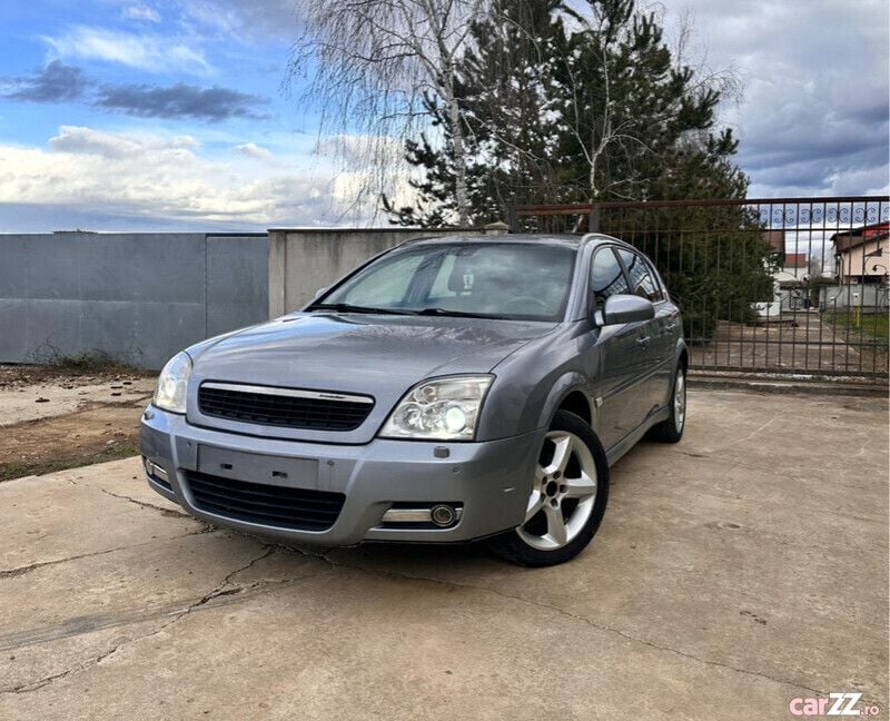 Utilizat 2004 Opel Signum Break | 2.500 EUR - Imagine 1/4