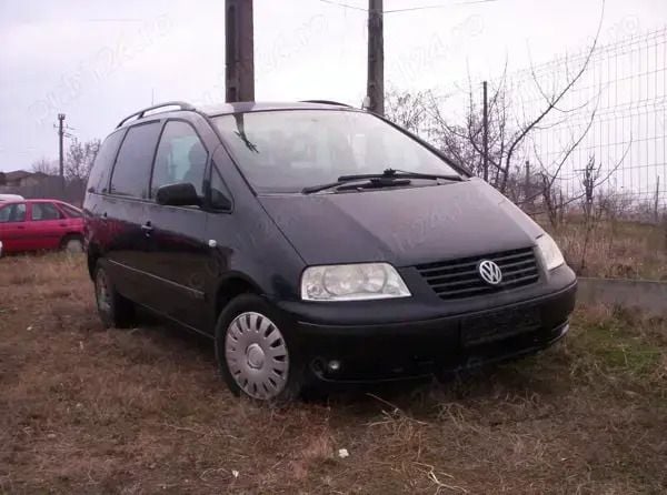 Utilizat 2001 VW Sharan Monovolum | 1.699 EUR - Imagine 1/4