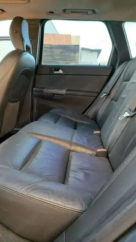 Utilizat 2010 Volvo V50 Break | 2.000 EUR - Imagine 1/4