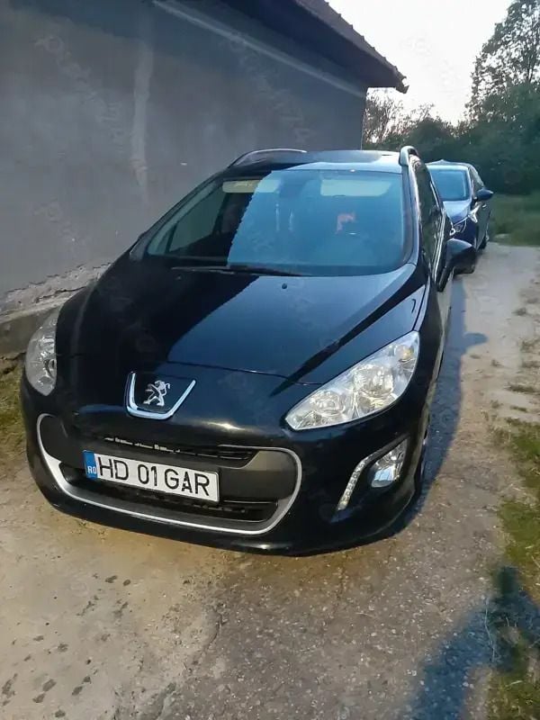Utilizat 2014 Peugeot 308 Break | 4.350 EUR (Preț OK) - Imagine 1/4