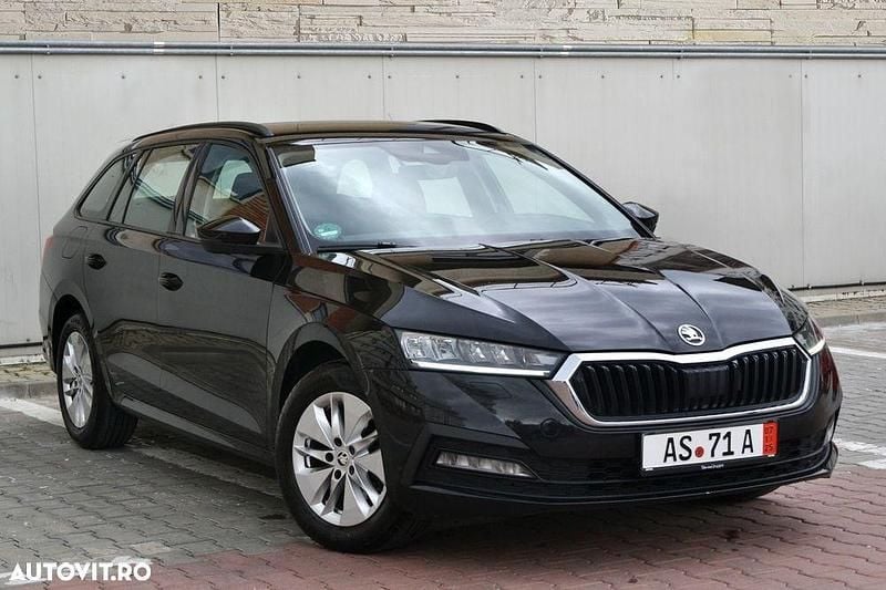 Culoarenegru Utilizat 2022 Skoda Octavia First Edition Break | 14.200 EUR (Super Preț) - Imagine 1/4