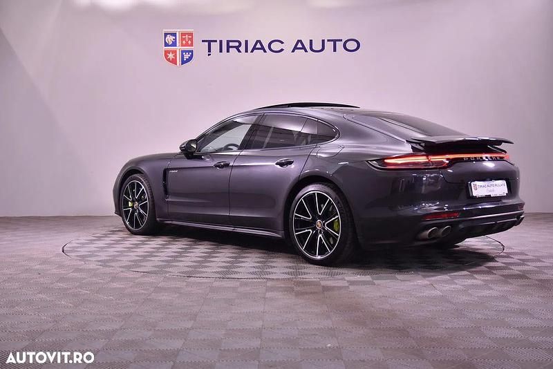 Second-hand Porsche Panamera 441 CP (324 kW) 2021 Culoaregri Berlinǎ
