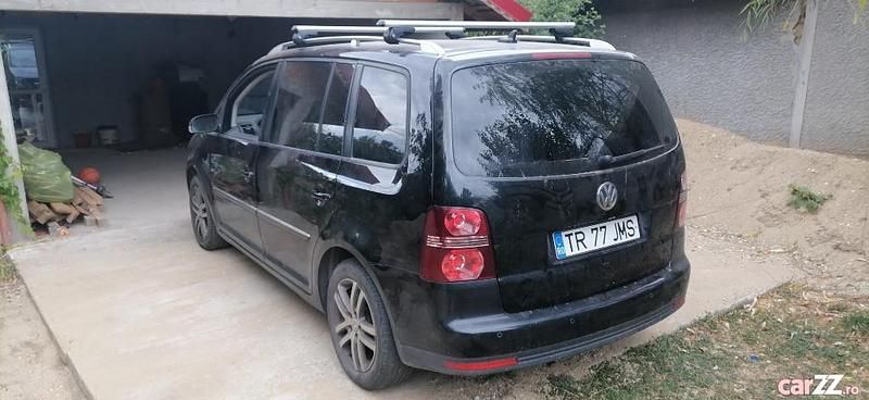 Second-hand VW Touran 140 CP (102 kW) 2008 Monovolum