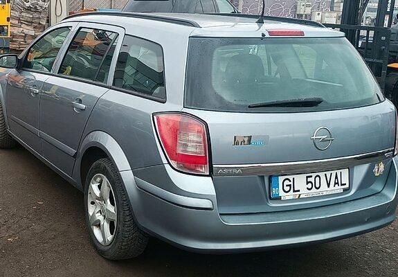 Second-hand Opel Astra 90 CP (66 kW) 2007 Bej Hatchback