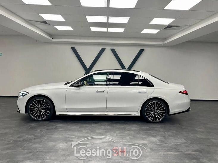 Alb Utilizat 2024 Mercedes S580 AMG Berlinǎ | 152.046 EUR - Imagine 1/4