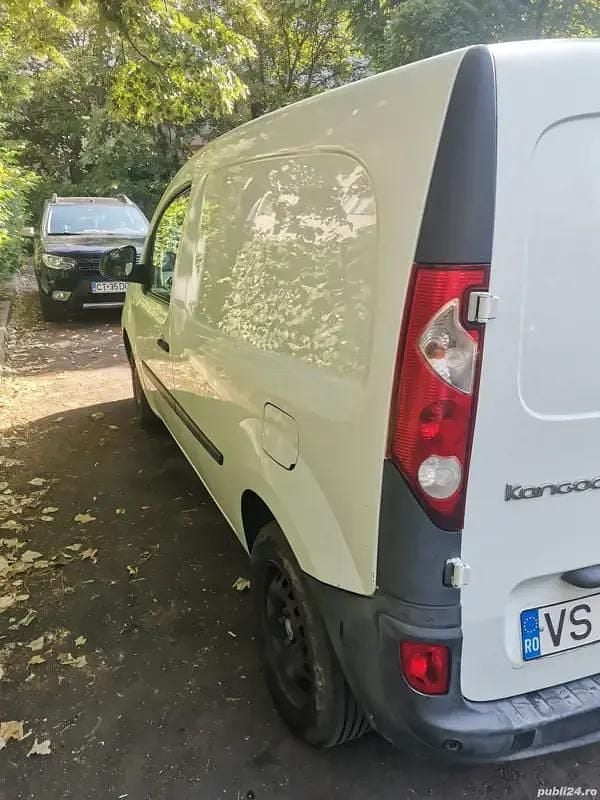 Second-hand Renault Kangoo 110 CP (80 kW) 2013 Monovolum